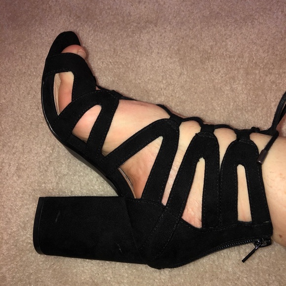 Steve Madden Heels - Picture 2 of 5